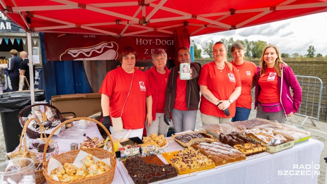 Fot. Robert Stachnik [Radio Szczecin] Kibice mogli się dorzucić do zbiórki dla chorego Adasia [ZDJĘCIA]