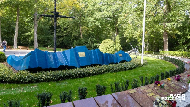 Fot. Robert Stachnik [Radio Szczecin] Pomnik przechodzi renowację, ale konserwator zabytków ma wątpliwości 
[ZDJĘCIA]