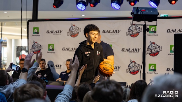 Fot. Robert Stachnik [Radio Szczecin] Wilki Morskie spotkały się z Watahą [ZDJĘCIA]