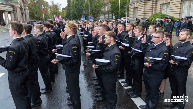 Fot. Robert Stachnik [Radio Szczecin] "Dbać o godność studenta i dobre imię politechniki. Godnie reprezentować swój kraj" [WIDEO, ZDJĘCIA]