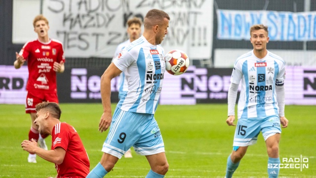 Fot. Robert Stachnik [Radio Szczecin] Piłkarze Świtu lepsi od wicelidera 2. ligi [ZDJĘCIA]