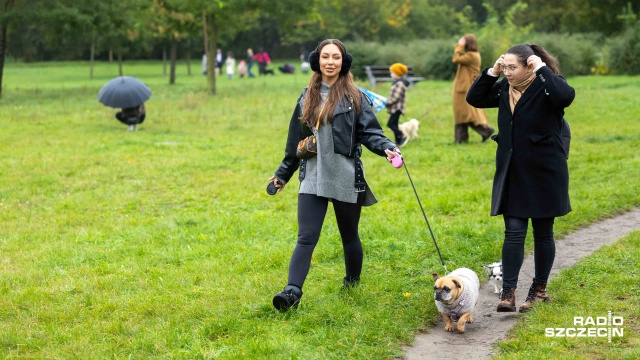 Fot. Robert Stachnik [Radio Szczecin] "Pucha dla pełnego brzucha" w Szczecinie. Zdjęcie z pupilem za datek [WIDEO, ZDJĘCIA]