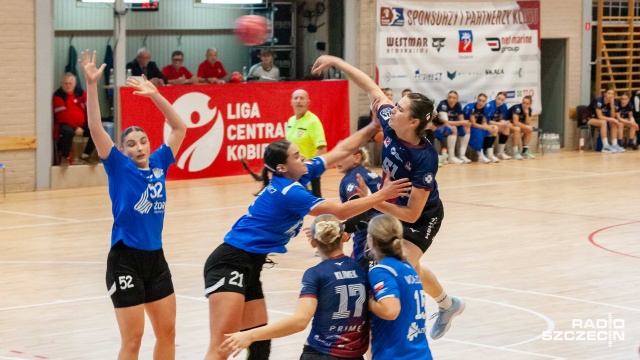 Fot. Robert Stachnik [Radio Szczecin] Szczecinianki przegrały z liderem Ligi Centralnej [ZDJĘCIA]