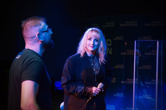 Eva Sand, fot. Piotr Rokicki I George, i piasek, i złoto w jednym… [ZDJĘCIA, WIDEO].