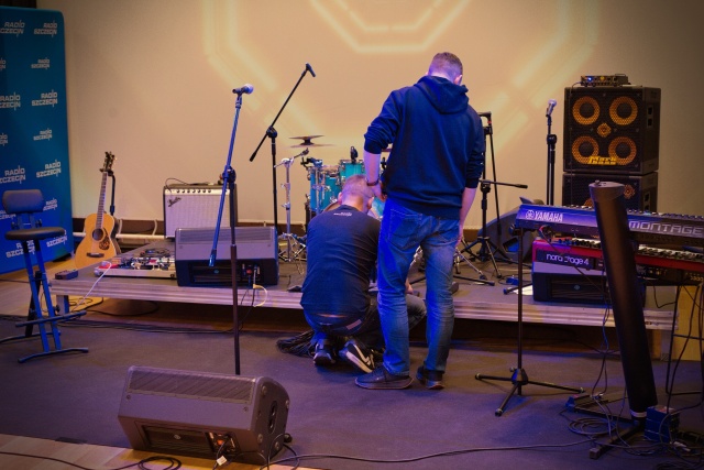 Eva Sand, fot. Piotr Rokicki I George, i piasek, i złoto w jednym… [ZDJĘCIA, WIDEO].