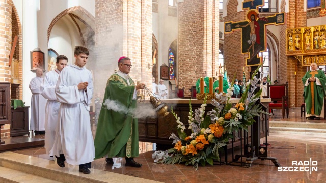 Fot. Robert Stachnik [Radio Szczecin] Leśnicy i myśliwi spotkali się w katedrze [ZDJĘCIA]