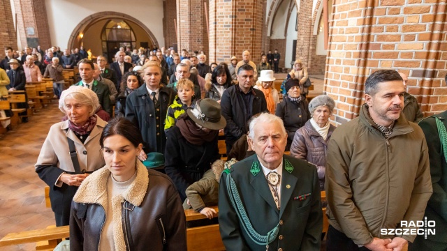 Fot. Robert Stachnik [Radio Szczecin] Leśnicy i myśliwi spotkali się w katedrze [ZDJĘCIA]