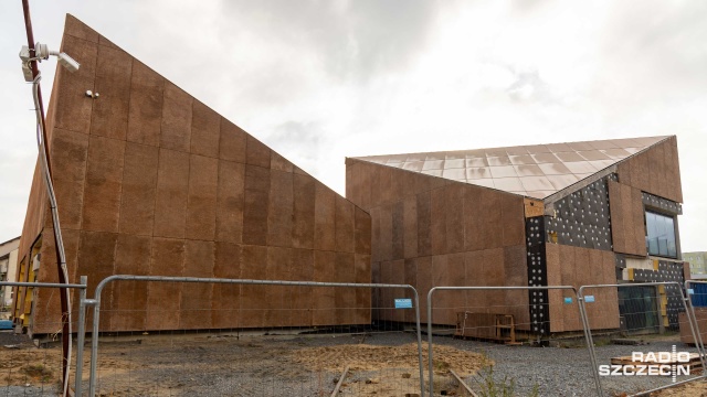 Fot. Robert Stachnik [Radio Szczecin] Mediateka z kolejnym opóźnieniem [ZDJĘCIA]