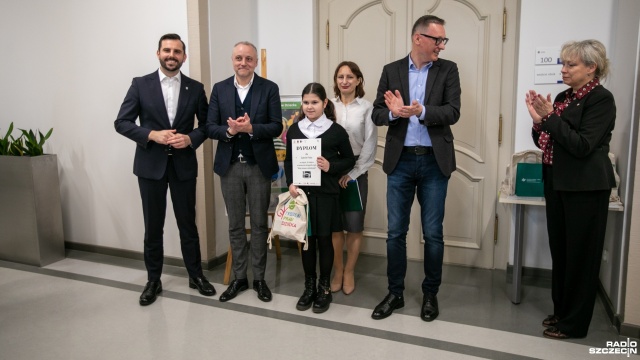 Fot. Weronika Łyczywek [Radio Szczecin] „Moje prawa w obiektywie” - wystawa w szczecińskim magistracie [ZDJĘCIA]