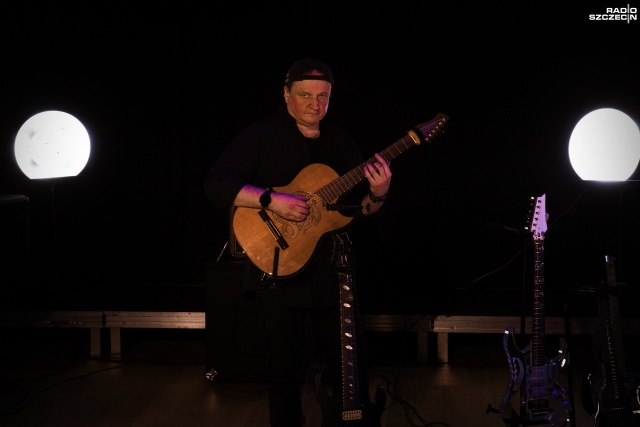 Dariusz Krzysztof Kurman, fot. Piotr Rokicki Muzyka gitarowych strun! [WIDEO, ZDJĘCIA]