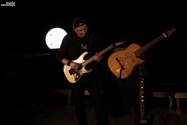 Dariusz Krzysztof Kurman, fot. Piotr Rokicki Muzyka gitarowych strun! [WIDEO, ZDJĘCIA]