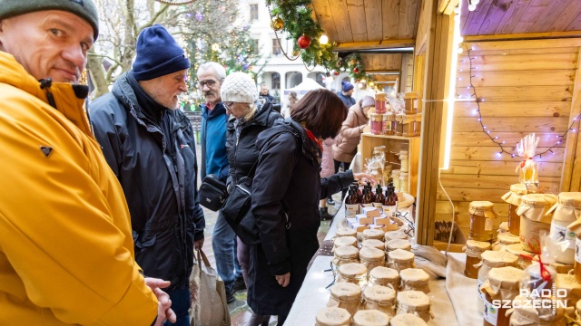 Fot. Robert Stachnik [Radio Szczecin] Jarmark Bożonarodzeniowy na Zamku Książąt Pomorskich [WIDEO, ZDJĘCIA]
