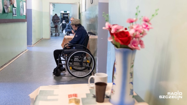 Fot. Robert Stachnik [Radio Szczecin] Czego życzą sobie mieszkańcy "Domu Smutku"? Zdrowia i spotkania z rodziną [WIDEO, ZDJĘCIA]