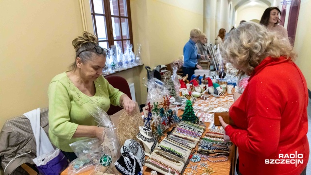 Fot. Robert Stachnik [Radio Szczecin] Świąteczny kiermasz rękodzieła w ZUW [WIDEO, ZDJĘCIA]
