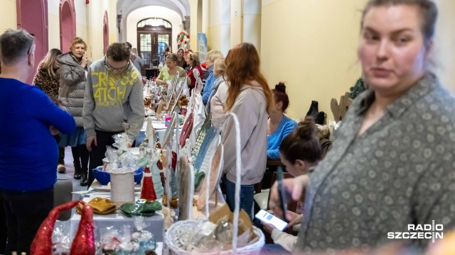 Fot. Robert Stachnik [Radio Szczecin] Świąteczny kiermasz rękodzieła w ZUW [WIDEO, ZDJĘCIA]