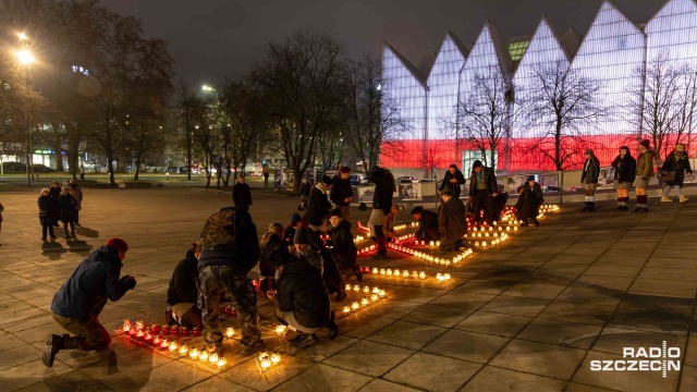 Fot. Robert Stachnik [Radio Szczecin] W Szczecinie zapłonęły Światła Pamięci [WIDEO, ZDJĘCIA]
