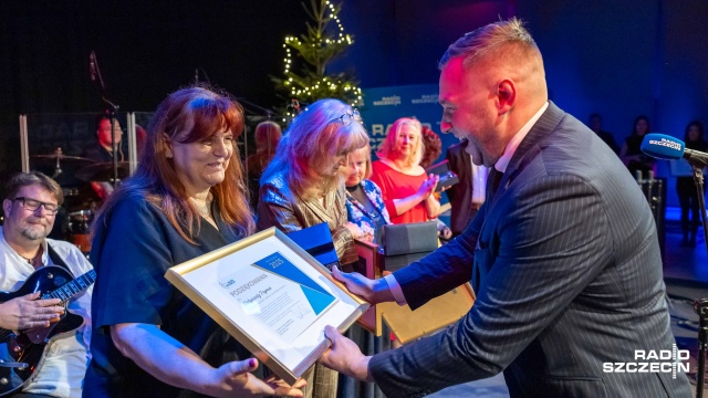 Fot. Robert Stachnik [Radio Szczecin] Szczecińscy artyści, odznaczenia wieloletnich pracowników - świąteczny koncert w Radiu Szczecin [WIDEO, ZDJĘCIA]