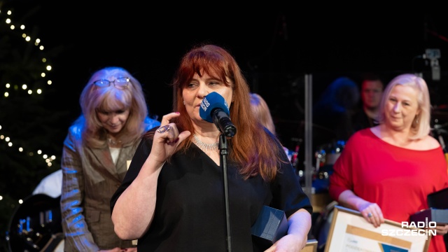Fot. Robert Stachnik [Radio Szczecin] Szczecińscy artyści, odznaczenia wieloletnich pracowników - świąteczny koncert w Radiu Szczecin [WIDEO, ZDJĘCIA]