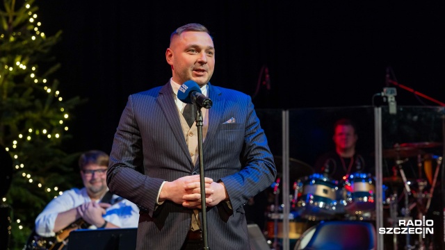 Fot. Robert Stachnik [Radio Szczecin] Szczecińscy artyści, odznaczenia wieloletnich pracowników - świąteczny koncert w Radiu Szczecin [WIDEO, ZDJĘCIA]