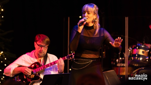 Fot. Robert Stachnik [Radio Szczecin] Szczecińscy artyści, odznaczenia wieloletnich pracowników - świąteczny koncert w Radiu Szczecin [WIDEO, ZDJĘCIA]
