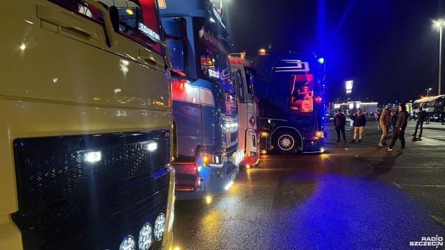 Fot. Małgorzata Gwiazda-Elmerych [Radio Szczecin] Kierowcy uczcili pamięć kolegów, którzy nie wrócili z trasy [ZDJĘCIA]