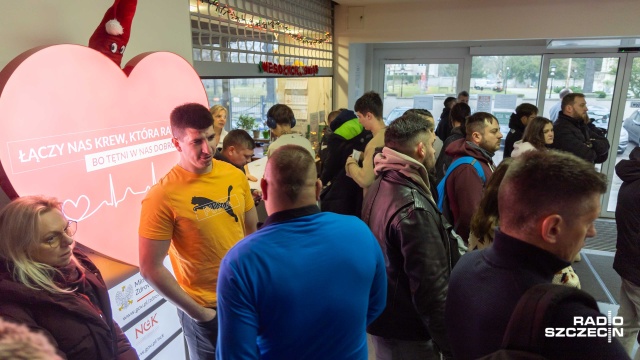 Fot. Robert Stachnik [Radio Szczecin] Krew najlepszym prezentem na święta [ZDJĘCIA]