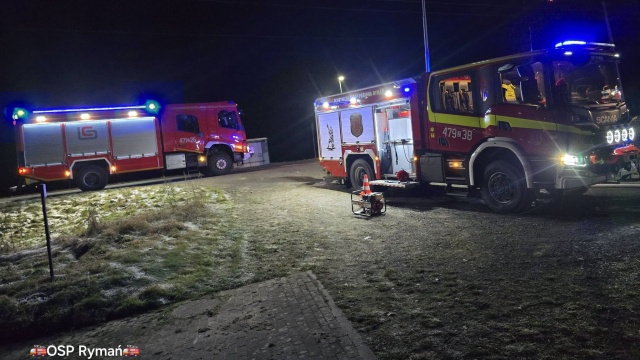 Fot. Facebook / Ochotnicza Straż Pożarna w Rymaniu Nocny pożar altany [ZDJĘCIA]