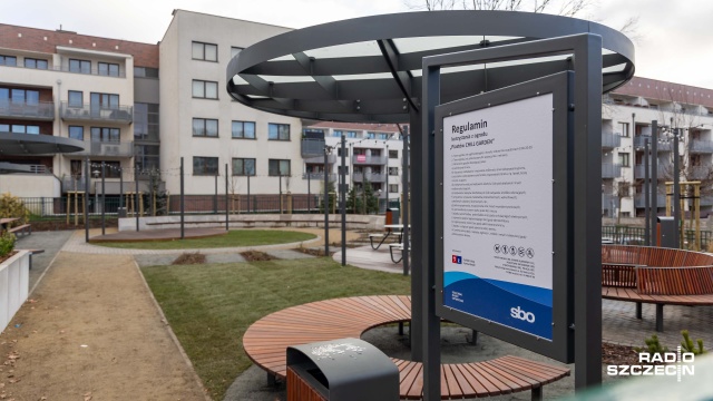 Fot. Robert Stachnik [Radio Szczecin] Nowy Ogród relaksu na al. Piastów [WIDEO, ZDJĘCIA]