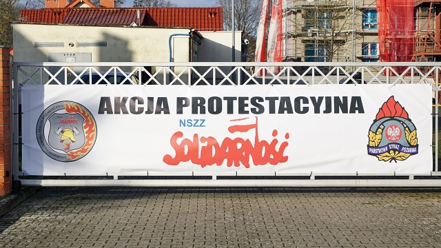 Kolejne jednostki Państwowej Straży Pożarnej przyłączają się do ogólnopolskiego protestu organizowanego przez Krajową Sekcję Pożarnictwa NSZZ Solidarność.