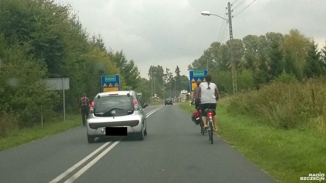 Kolejne opóźnienia w budowie ścieżki rowerowej Wisełka - Międzyzdroje. Inwestycję po raz kolejny oprotestowali działacze Stowarzyszenia Pracownia na rzecz Wszystkich Istot z Podkarpacia.