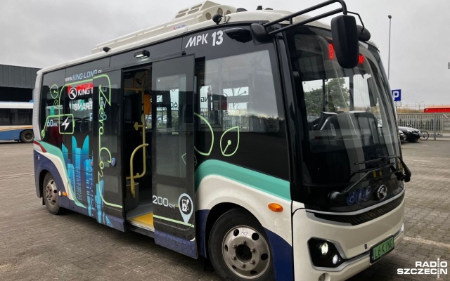 Świnoujska Komunikacja Autobusowa testuje nowy autobus. Jest znacznie krótszy od obecnego taboru i ma elektryczny silnik.