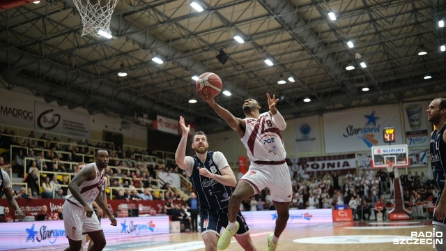 Dotkliwa porażka Spójni, która traci szansę na wejście do Pucharu Polski. Biało-Bordowi przegrali w Stargardzie 66-84 z Dzikami Warszawa.