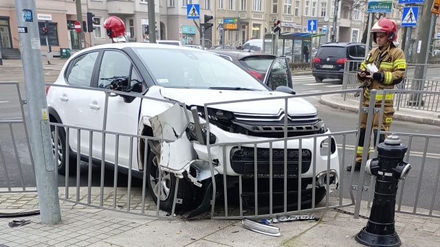 Wypadek w centrum Szczecin - jedna osoba poszkodowana.