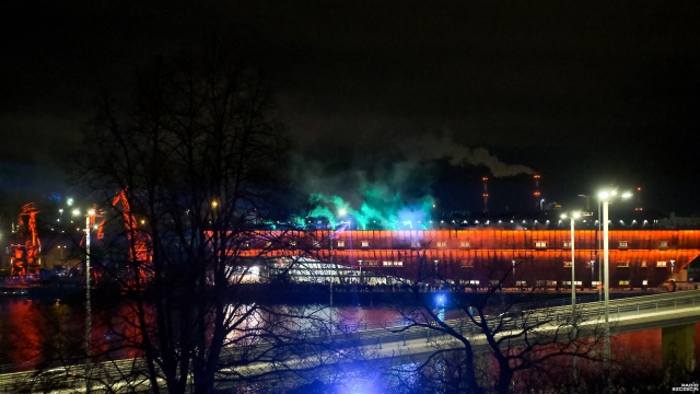 Światełko do nieba oficjalnie zakończyło 33. Finał WOŚP w Szczecinie. Pokaz świetlny na dachu Morskiego Centrum Nauki z Wałów Chrobrego obserwowały tłumy mieszkańców. Wielu z nich przyznało, że liczyło na coś więcej.