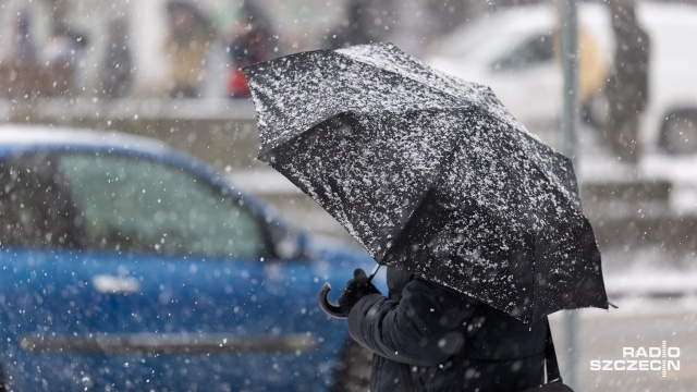 Instytut Meteorologii i Gospodarki Wodnej wydał ostrzeżenia pierwszego stopnia przed intensywnymi opadami śniegu.