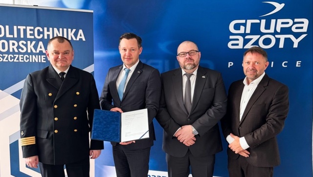 Politechnika Morska w Szczecinie rozpoczyna współpracę z Grupą Azoty i Zarządem Morskiego Portu Police. Podpisano umowę w tej sprawie.
