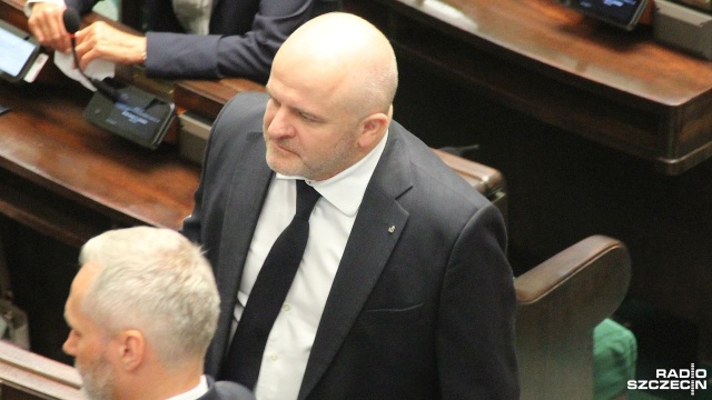 Umowa między Stanami Zjednoczonymi a Ukrainą dotycząca zasobów mineralnych to duża szansa rozwojowa dla Ukrainy, a także dla Polski. Pełnomocnik rządu do spraw odbudowy Ukrainy Paweł Kowal uważa, że takie porozumienie przyciągnie na Ukrainę więcej zachodnich - w tym europejskich - firm.