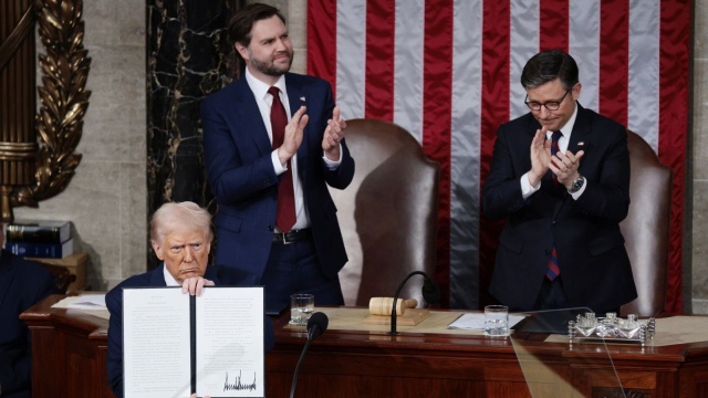 Po sześciu tygodniach od rozpoczęcia prezydentury Donald Trump wystąpił przed amerykańskim Kongresem przedstawiając swoje cele na kolejne cztery lata.