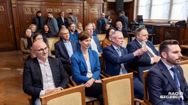 Wspólne obszary działania polskich i niemieckich karetek, a także szansa na szybsze przybycie ratowników medycznych - to korzyści, jakie płyną z podpisania porozumienia o współpracy transgranicznej w ratownictwie medycznym.
