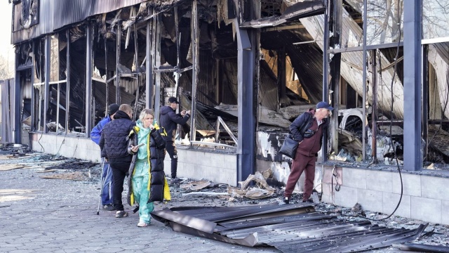 Ukraińska armia w rosyjskim obwodzie kurskim traci wciąż swój stan posiadania. Tak wynika z danych dostarczonych przez analityków obserwujących sytuację na froncie. Jednocześnie nie potwierdziły się informacje o tym, że ukraińskie oddziały są tam otoczone przez Rosjan.