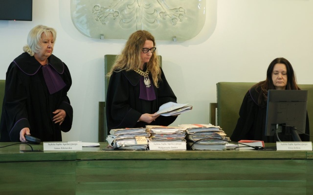 10 lat więzienia dla kierowcy autobusu Tomasza U. W 2020 roku prowadzony przez niego pojazd spadł z wiaduktu mostu Grota-Roweckiego w Warszawie.