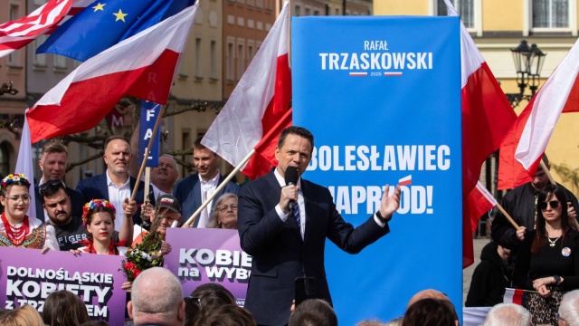 Jeden z widzów zaczął się awanturować musiała interweniować policja.