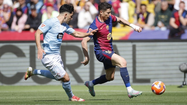 Piłkarz Barcelony Robert Lewandowski z dorobkiem 25 goli i 50 punktów zajmuje trzecie miejsce w klasyfikacji Złotego Buta - nagrody dla najlepszego strzelca lig europejskich w danym sezonie.