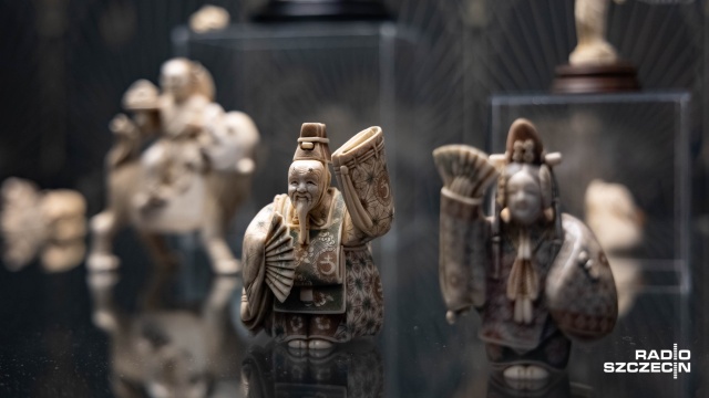 Zwierzęta, postaci z baśni, rzemieślnicy, scenki rodzajowe - wszystko misternie rzeźbione rękami japońskich mistrzów. Miniaturowe figurki i breloki będzie można zobaczyć na nowej wystawie w szczecińskim Muzeum Narodowym.