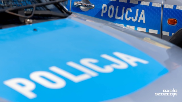 Policja szuka sprawcy brutalnej napaści z ubiegłego roku w Szczecinie.