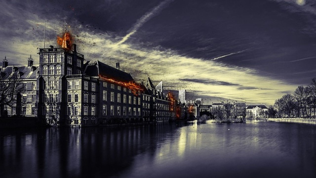 70 euro na osobę dorosłą i 30 euro na dziecko - tyle gotówki zawsze powinni posiadać Holendrzy na wypadek awarii prądu. Rząd i instytucje finansowe zaleciły mieszkańcom zadbanie o rezerwę finansową po awarii sieci zasilania w Hiszpanii.