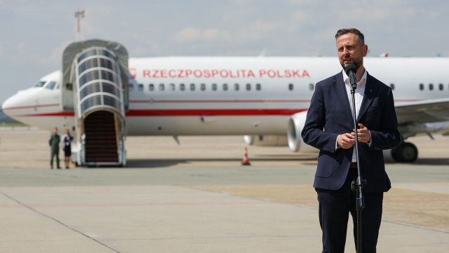 Wicepremier Władysław Kosiniak-Kamysz spotka się dziś w Waszyngtonie z sekretarzem obrony USA Pete039m Hegsethem. Będzie to pierwsza wizyta polskiego ministra obrony w Pentagonie po powrocie do Białego Domu prezydenta Donalda Trumpa.