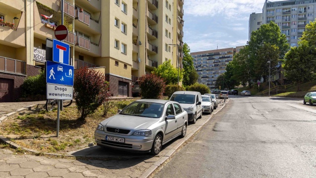 Mieszkańcy szczecińskiego osiedla Nowe Miasto doczekają się m.in. nowych chodników i nowej jezdni.