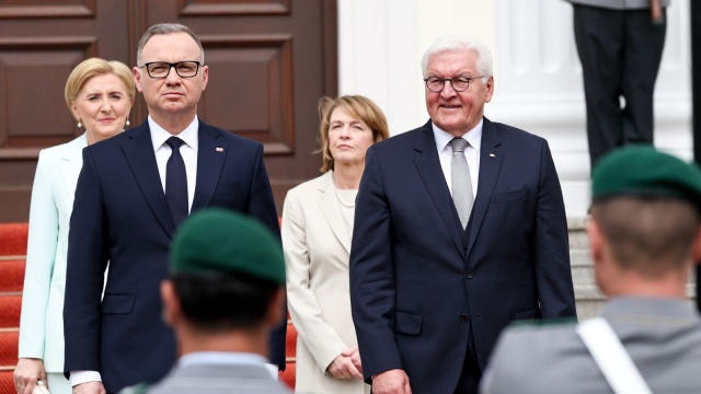 Obrona europejskiej demokracji i trudna historia polsko-niemiecka były głównymi tematami spotkania prezydentów Polski i Niemiec. Andrzej Duda wrócił z dwudniowej pożegnalnej wizyty w Berlinie.