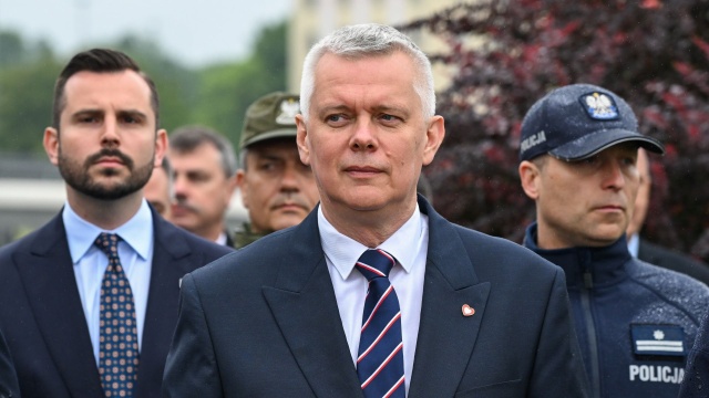 Rafał Trzaskowski to gwarant bezpieczeństwa wewnętrznego i międzynarodowego Polski - mówił w Szczecinie minister spraw wewnętrznych i administracji Tomasz Siemoniak.